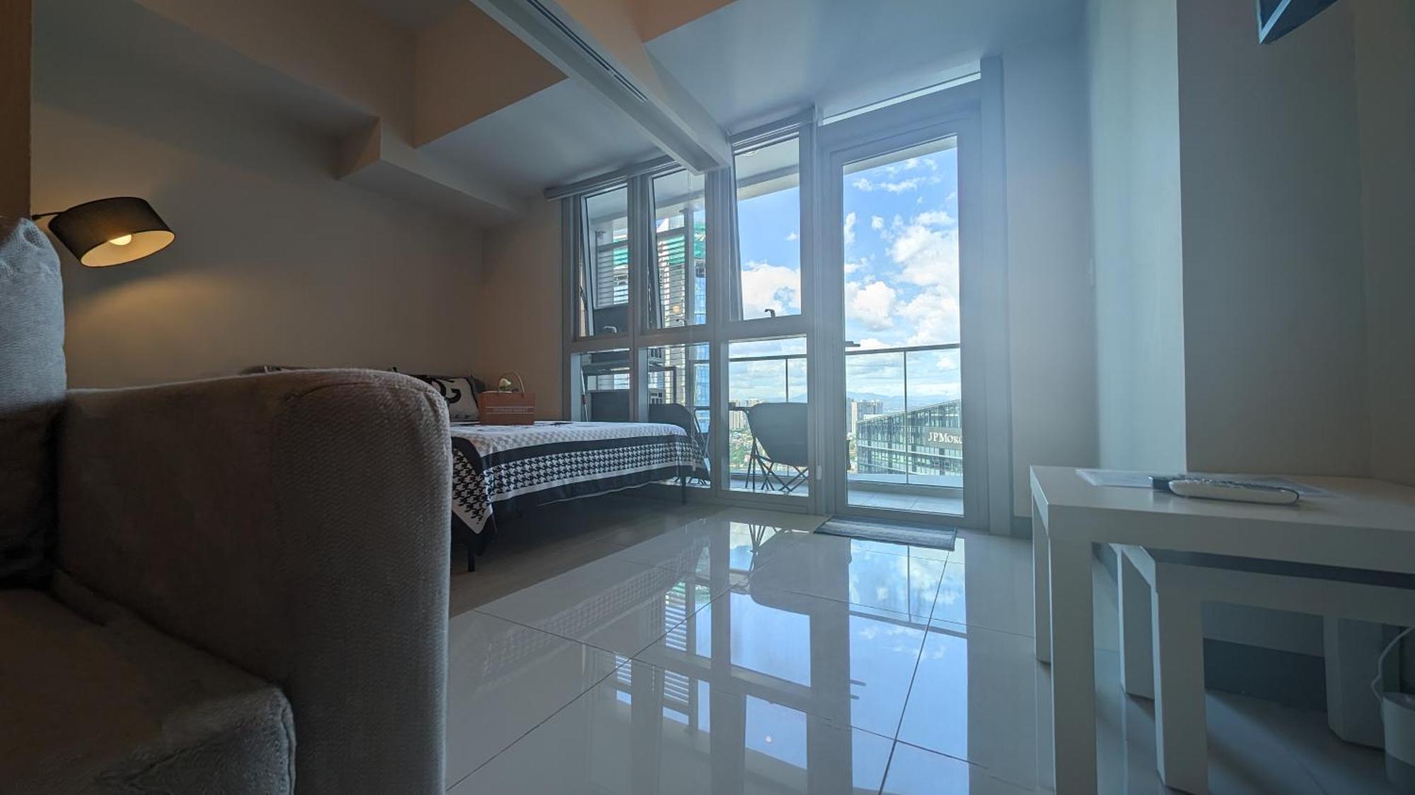 Aparthotel Eg Private House -Bgc Uptown Taguig Exterior foto